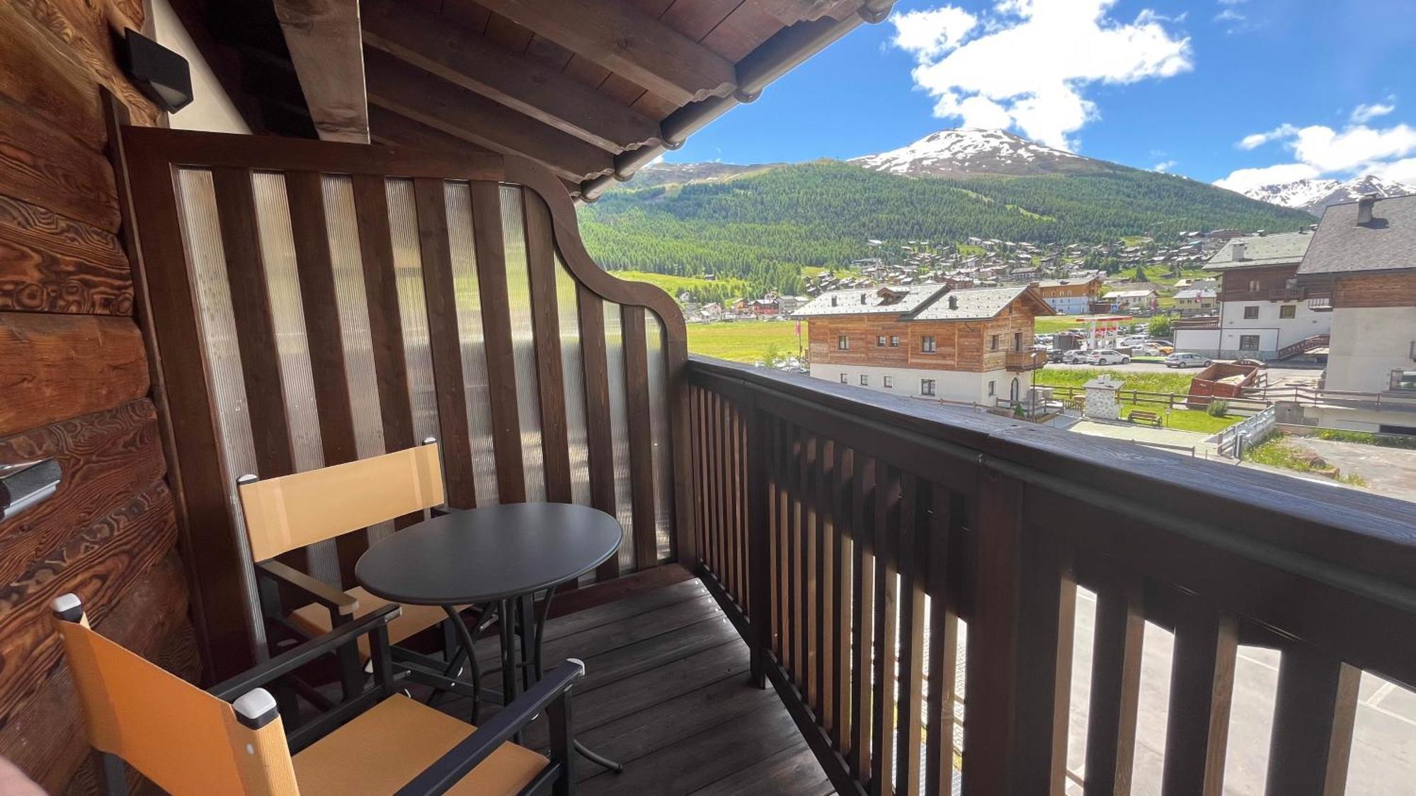 Hotel Flora Livigno Exterior photo